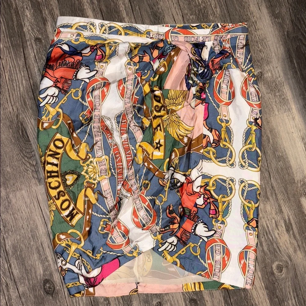 Love Moschino Multicolor Printed wrap skirt woman’s size 4 - Picture 2 of 6